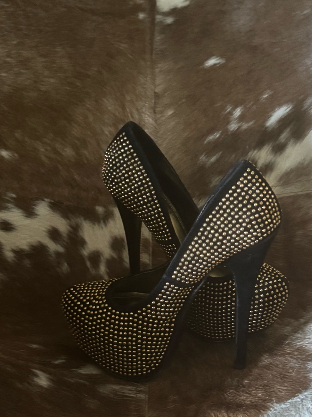 Shoe Dazzle Black Pumps with Gold Stud Accents